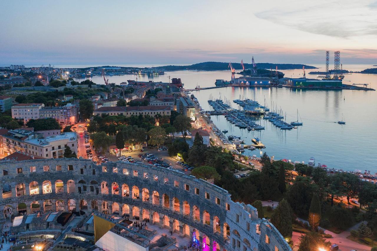 Mimoza Old Town Pula Apartments Exteriér fotografie